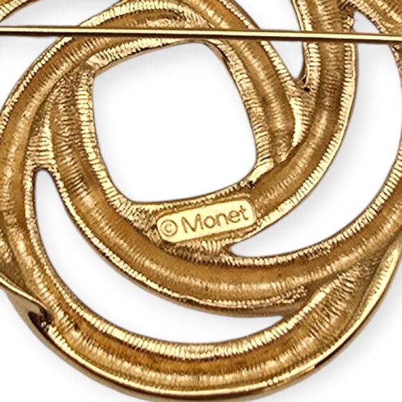 Monet Gold Tone Knot Vintage Brooch – Interlocking Circle Design - Picture 4 of 6